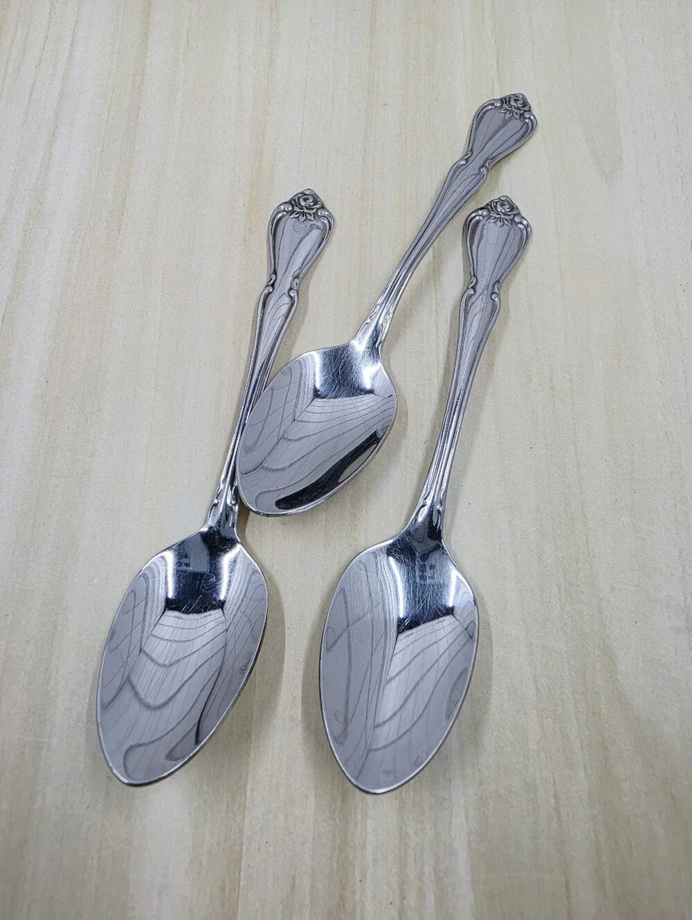 Oneida Arbor Rose True Rose Stainless Steel Flatware Set Of 18
